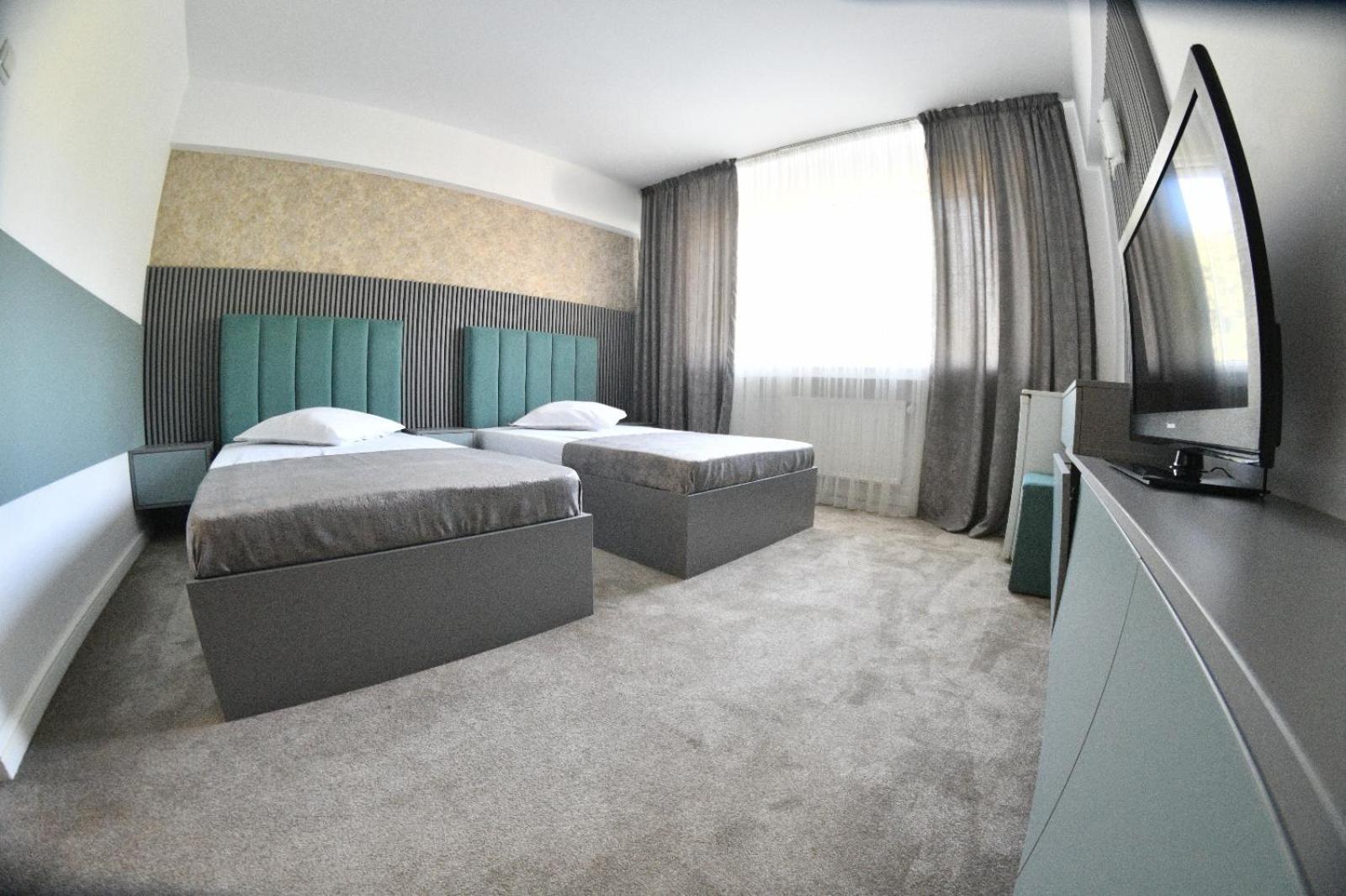 Hotel Parc Craiova Exterior photo